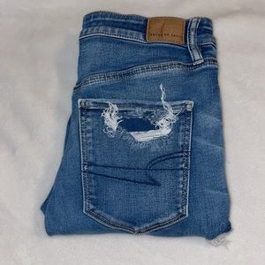 Super Hi Rise Distressed AE Jegging